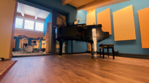 Pianoforte Yamaha G2 @ Ventottoquarti Recording Studio. By Pianoland Pianoforti